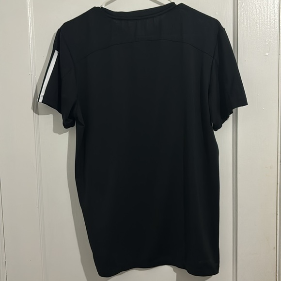 Adidas Unisex size M mesh top - Picture 5 of 5